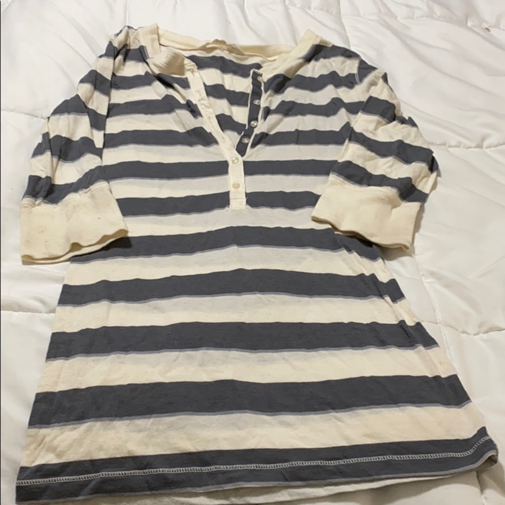 Aeropostale's 3/4 sleeve top - Picture 3 of 5